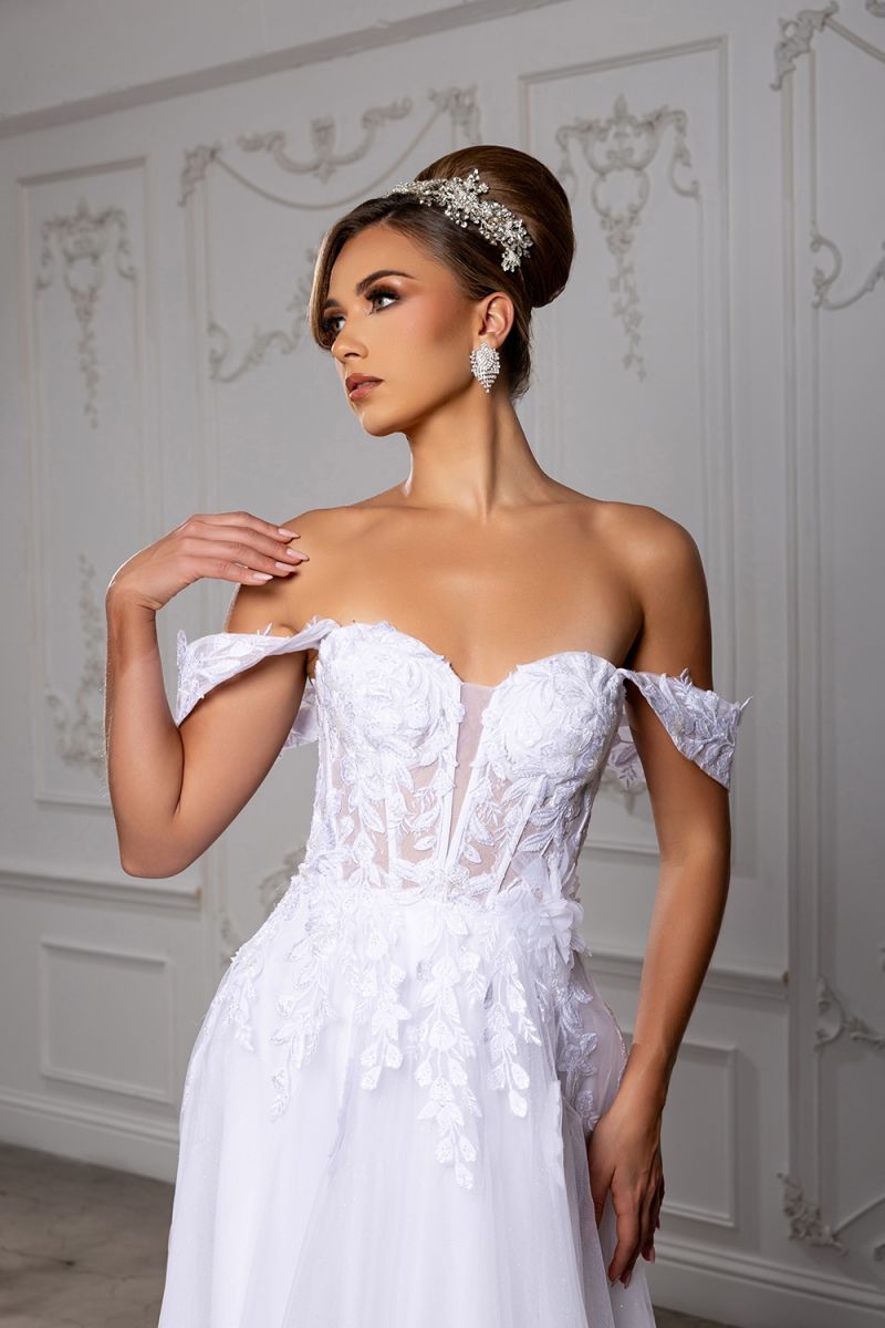 Sweetheart Plunge Off Shoulder Lace Aline Wedding Dress RQ8275