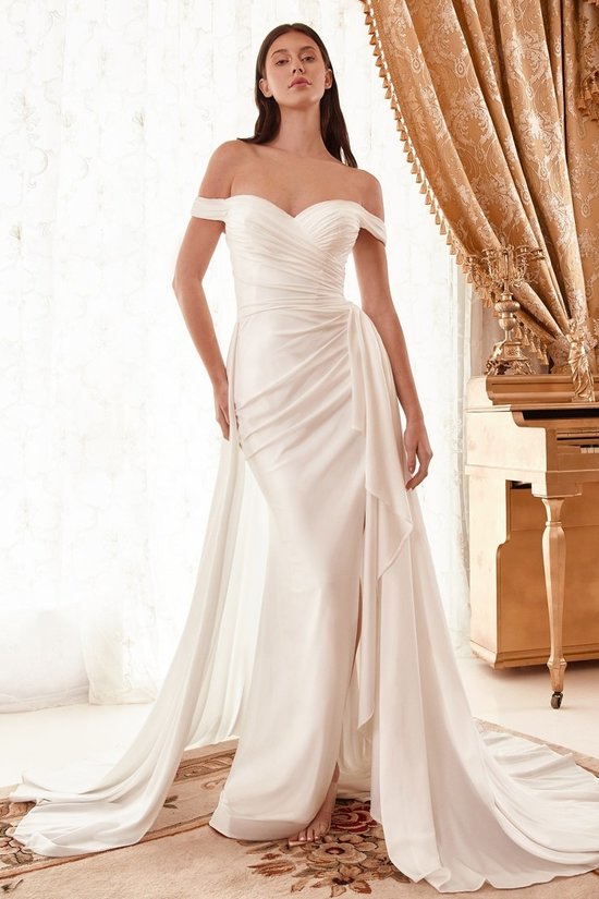 Elegant Roman sheath wedding dress