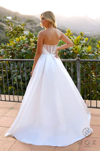 Satin corset sleeveless Ball gown wedding dress