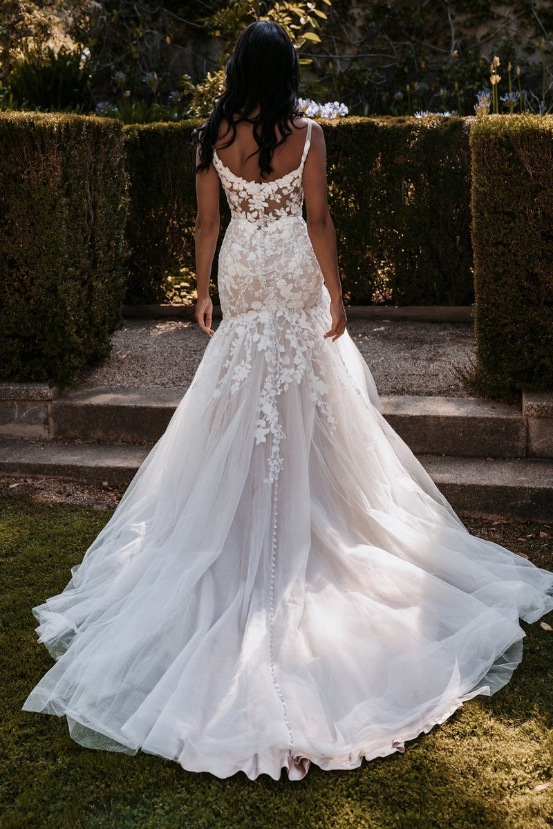 V-Neck Mermaid Sheath Wedding Dress - Moda FormalwearDressesAllure Bridal